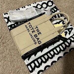 The tag tote crossbody bag Marc Jacobs Beige in Cotton